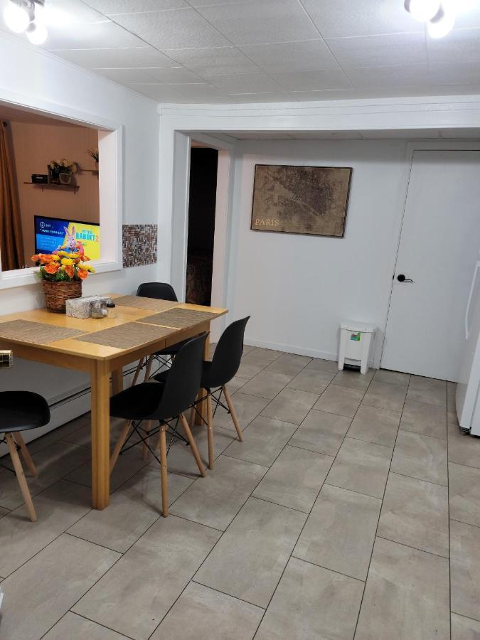 Vibrant Apartment In The Heart Of The Town Edmundston Luaran gambar