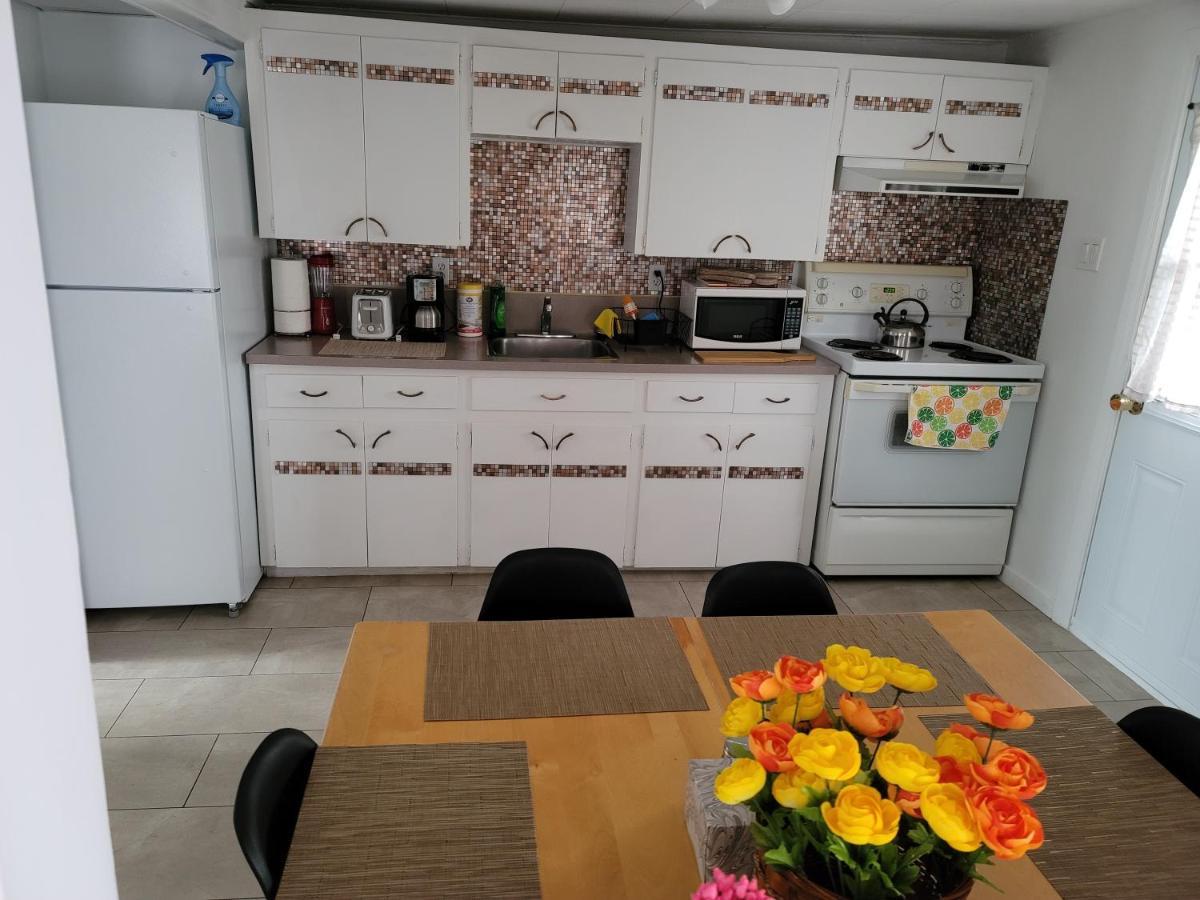 Vibrant Apartment In The Heart Of The Town Edmundston Luaran gambar